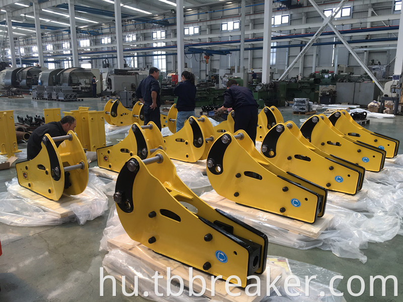 Banana Hydraulic Breakers